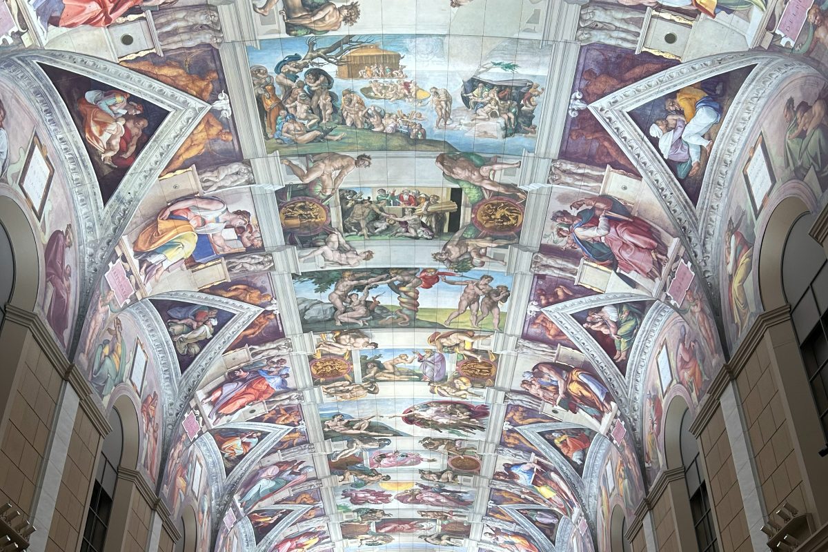 大塚国際美術館 システィーナ・ホールの天井画(筆者撮影)
